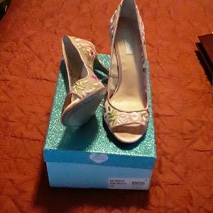 Size 11 shoe worn twice